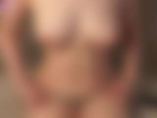 Nora's Live Sex Cam Show