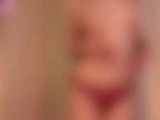 Nora's Live Sex Cam Show