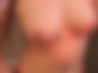 Nora's Live Sex Cam Show