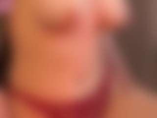 Nora's Live Sex Cam Show