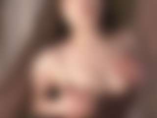 Nora's Live Sex Cam Show