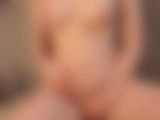Nora's Live Sex Cam Show