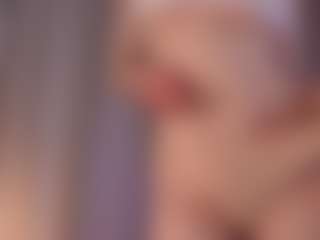 Live cam show with Nora - Control on Camsoda