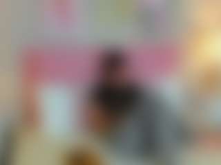 TROUBLE-18's Live Sex Cam Show
