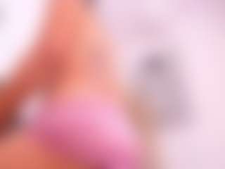 Live cam show with Violettroose - Skinny White on parknlotfishbdy | colombia