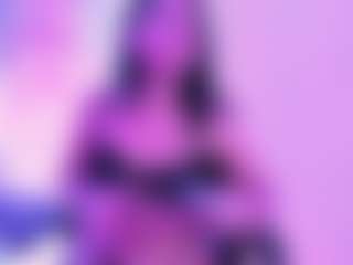 Live cam show with Violettroose - Submissive on Soda Cam