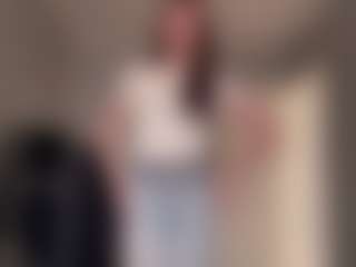 AnaAnkney's Live Sex Cam Show