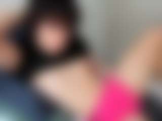 curlyytwnk's Live Sex Cam Show