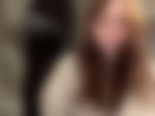 Live cam show with DomitilaCombs - New Young Adult on madthumbs