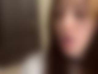 Live cam show with DomitilaCombs - New Blowjob on Camsoda