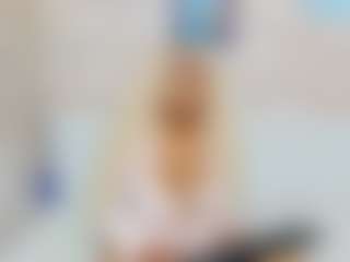 ebonyshay MILF webcam performer live streaming