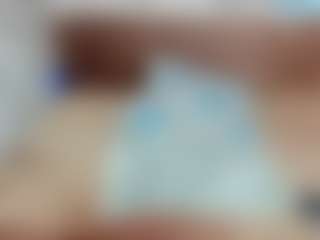 Live-Cam-Show mit ebonyshay - Big Tits MILF auf Camsoda