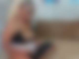 ebonyshay's Live Sex Cam Show