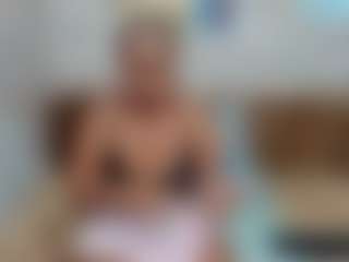 Live cam show with ebonyshay - Big Tits MILF on Camsoda