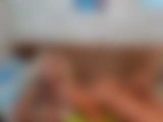 Live cam show with ebonyshay - Tease Black on camwithhim.com