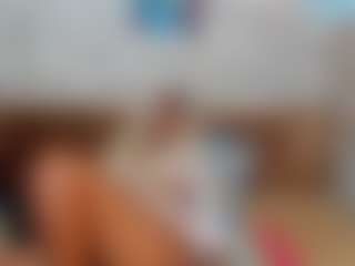 Live cam show with ebonyshay - New Sexwebcam on CamwithHer