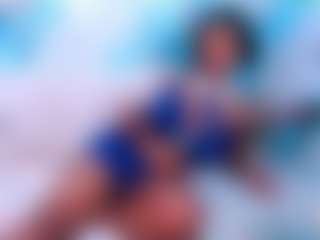Live cam show with ebonysplitfire - Squirt MILF on xfollow cams