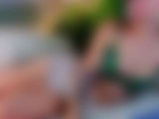 Live cam show with Sanita - Striptease Young Adult on Milfs Live