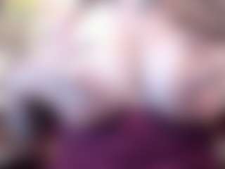Live cam show with joanallen - New Brown Eyes on Camsoda