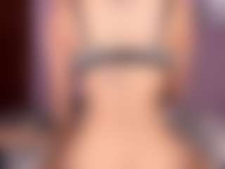 Live cam show with natashasexx - New Brown Eyes on chickslive.net