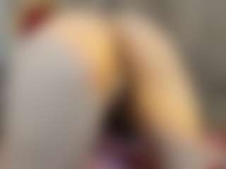 Live cam show with sisilvia465 - Flashing on Camsoda