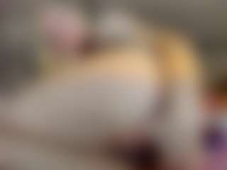 Live cam show with sisilvia465 - Bedroom on MyBangCams