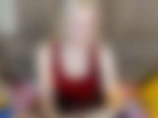 Live cam show with sisilvia465 - New Shaved Pussy on TottyGirls