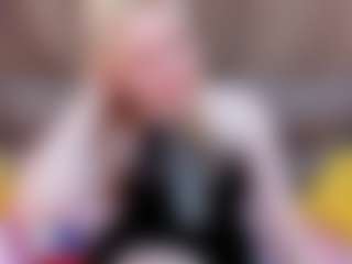 Live cam show with sisilvia465 - New Spank on SpunkLive