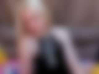 Live cam show with sisilvia465 - Average on SmokeAndPoke