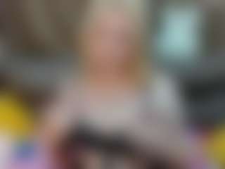 Live cam show with sisilvia465 - Flashing on Camsoda
