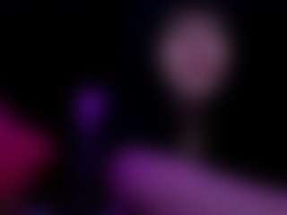 Live cam show with Kaylee - Interactivetoy Granny on Soda Cam