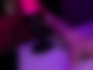 Live cam show with Kaylee - Sexy on UwU Esports