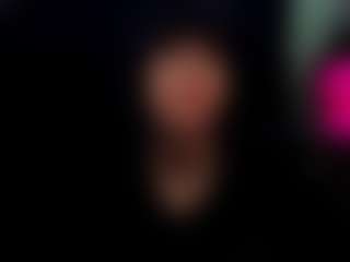 Live cam show with Kaylee - Nipple Piercings on sexylive.show