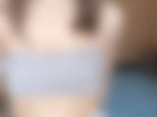 Live cam show with LeanoraPontillo - Tease Blonde Hair on CamSextacy