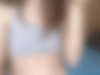 LeanoraPontillo's Live Sex Cam Show