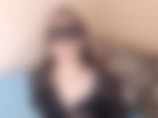 Live cam show with LeanoraPontillo - Dildo on intimatelivegirls.com