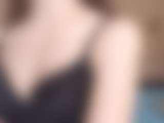 LeanoraPontillo's Live Sex Cam Show