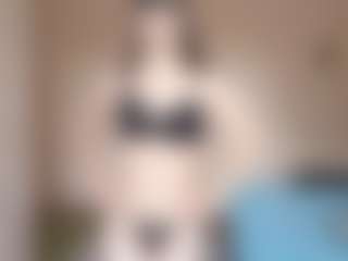 Live cam show with LeanoraPontillo - Tease Toys on Fit Hotties