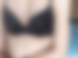 LeanoraPontillo's Live Sex Cam Show