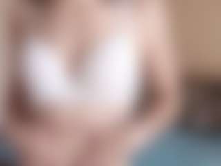 LeanoraPontillo's Live Sex Cam Show