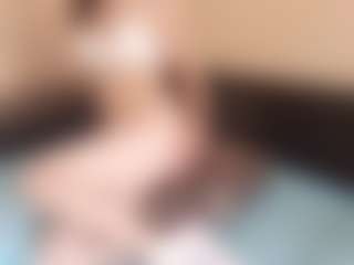 LeanoraPontillo's Live Sex Cam Show