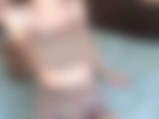 LeanoraPontillo's Live Sex Cam Show