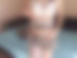 LeanoraPontillo's Live Sex Cam Show