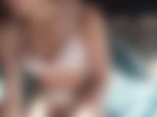 Live cam show with LeanoraPontillo - Petite on x69.live