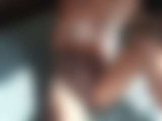 LeanoraPontillo's Live Sex Cam Show