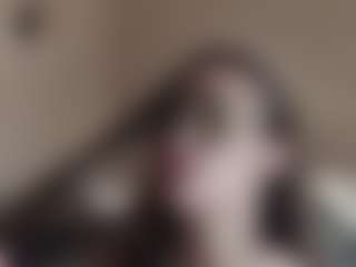 Live cam show with LeanoraPontillo - Brown Eyes Toys on Camming Site