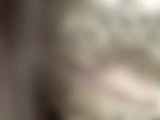 Live cam show with LeanoraPontillo - Skinny on Camsoda