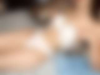 LeanoraPontillo's Live Sex Cam Show