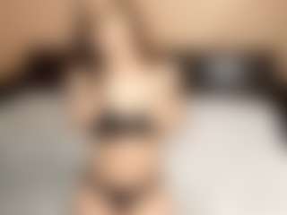 LeanoraPontillo's Live Sex Cam Show
