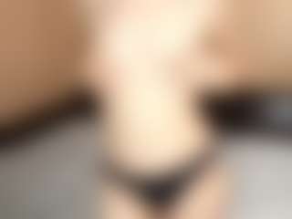 LeanoraPontillo's Live Sex Cam Show